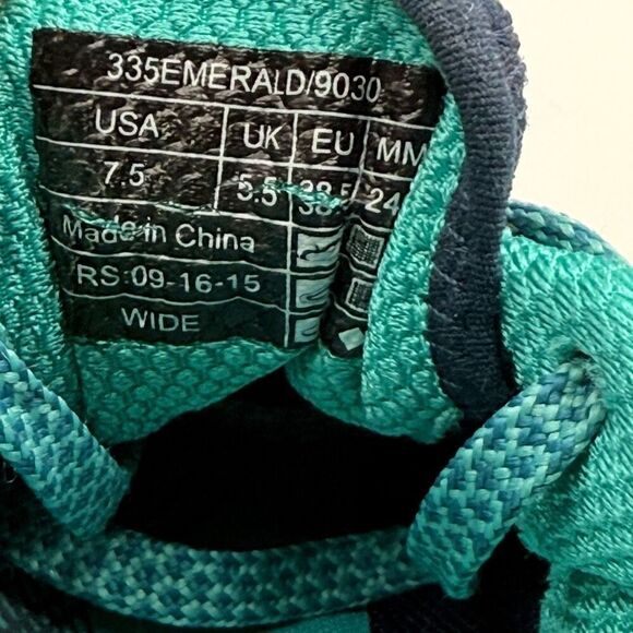 Vionic Action 335 Emerald Navy comfort shoes - Women’s US 7.5 Wide - Picture 10 of 10